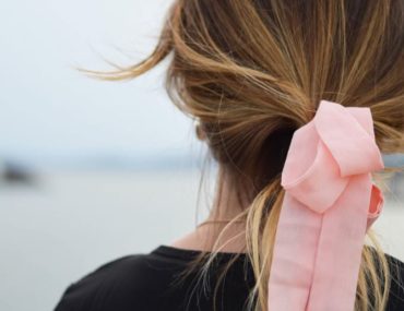 چرا موها خرد شده و می‌شکند؟