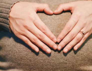 بررسی دلایل شایع خارش و خشکی پوست در دوران بارداری