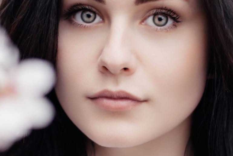 تکنیک‌های آرایش چشم برای داشتن چشمانی درشت‌تر و جذاب‌تر