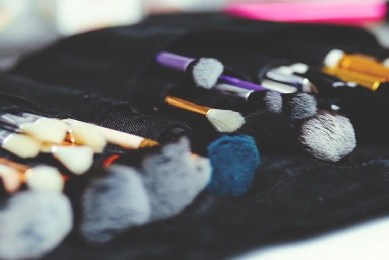 نحوه استفاده صحیح از کرم پودر برای افزایش زیبایی