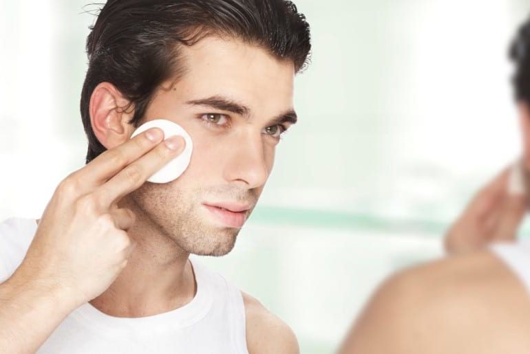 پوست چرب و نیازهای آن