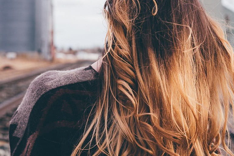 عوارض سیلیکون موجود در شامپوها و محصولات ترمیم کننده مو