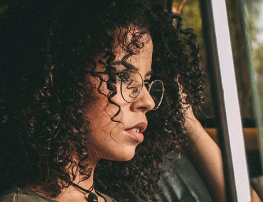 موهای فر؛ دنیایی از زیبایی