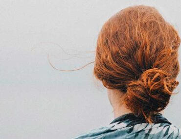 همه چیز درباره‌ی موهای وز و راه‌های مراقبت از آن